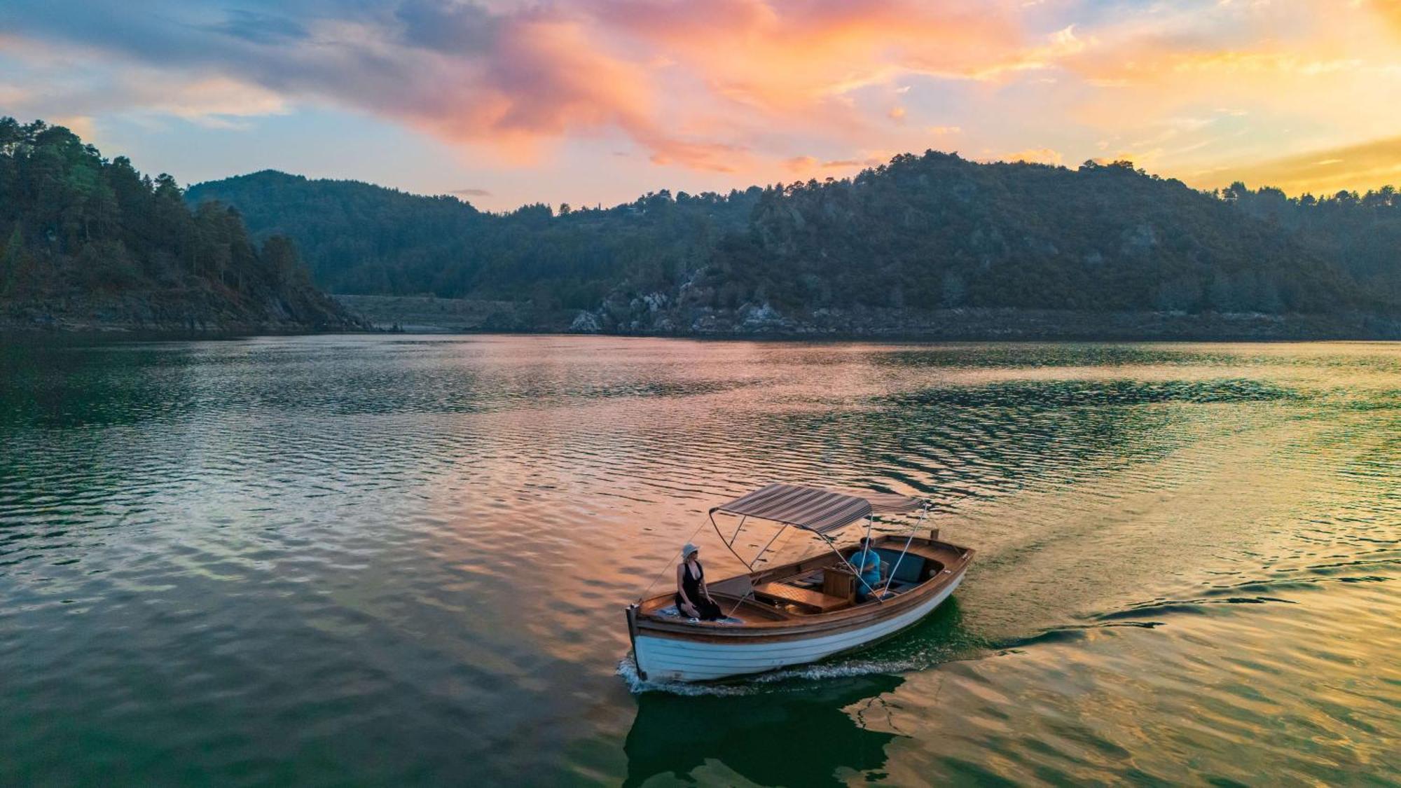Botanik Goel Evleri Hotel Bucak Exterior photo