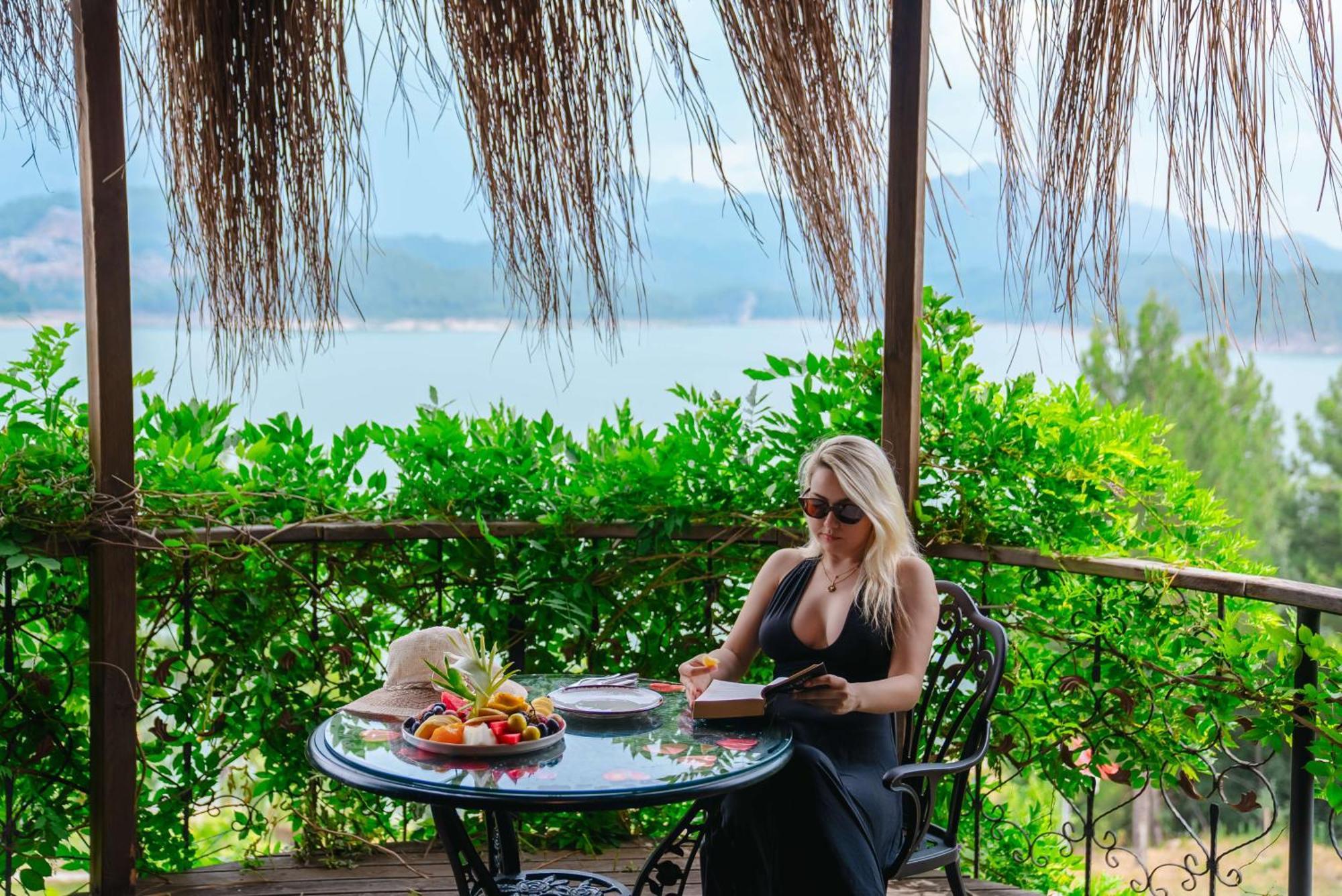 Botanik Goel Evleri Hotel Bucak Exterior photo
